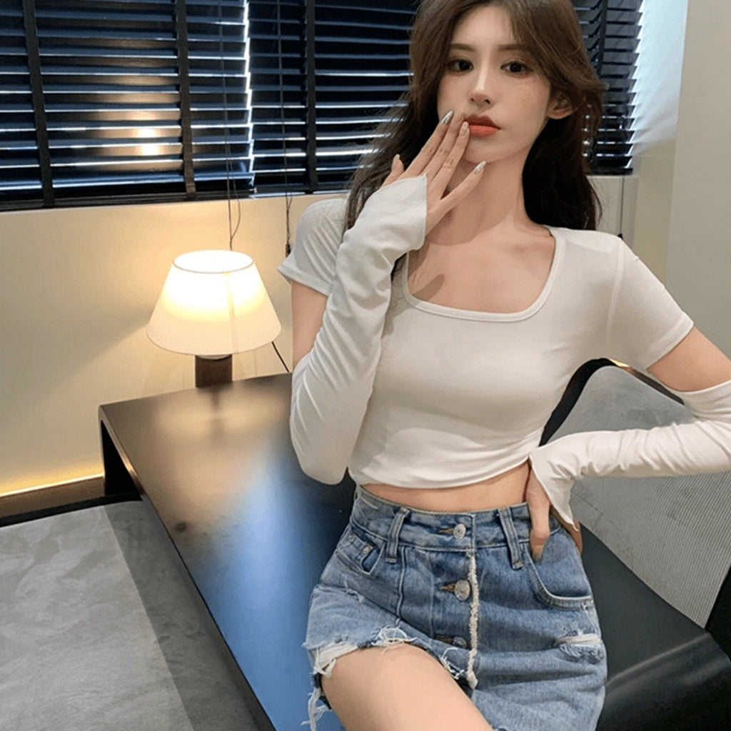 Black Cut-Out Sleeve Crop Top